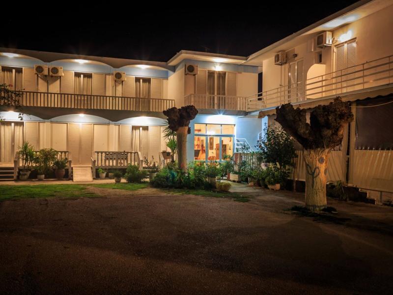 Byzantium Laganas Apartments 