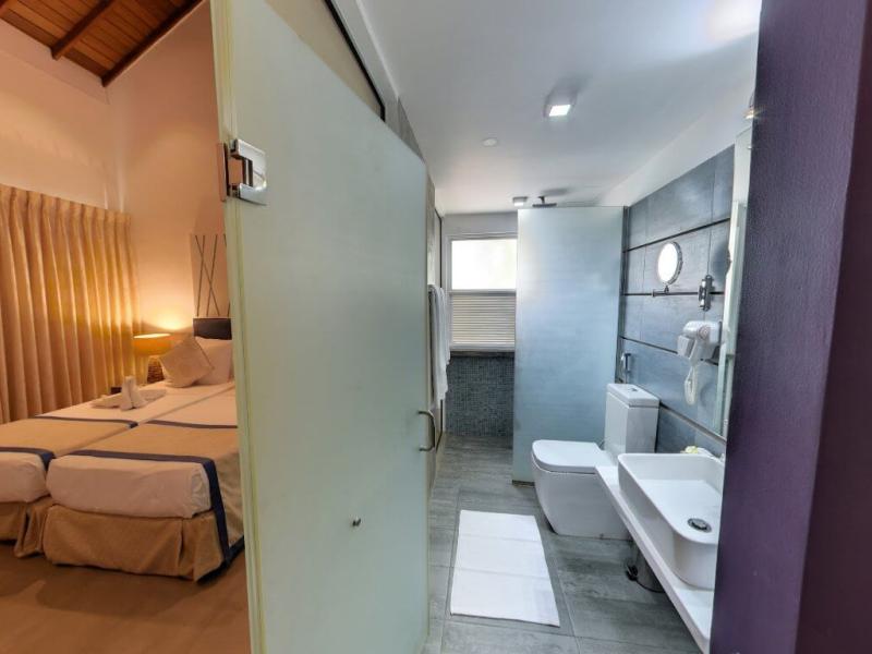 South Lake Resort Koggala