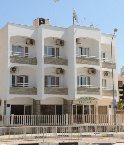 Rebioz Hotel