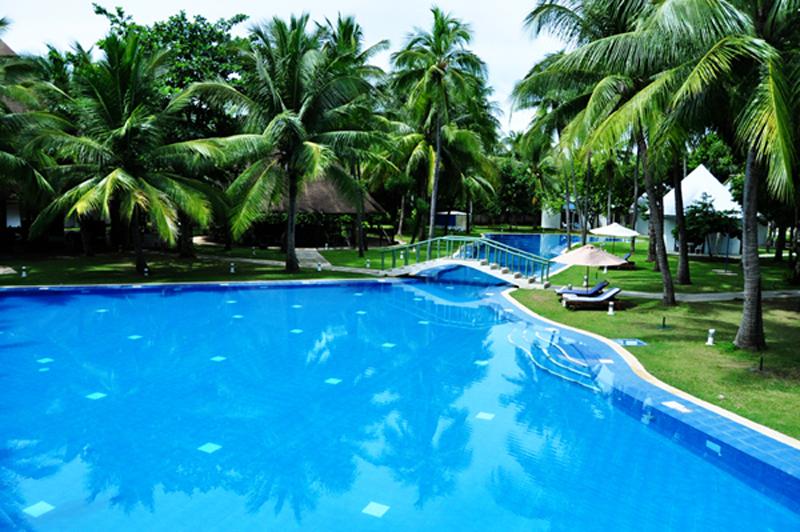 Cordova Reef Village Resort