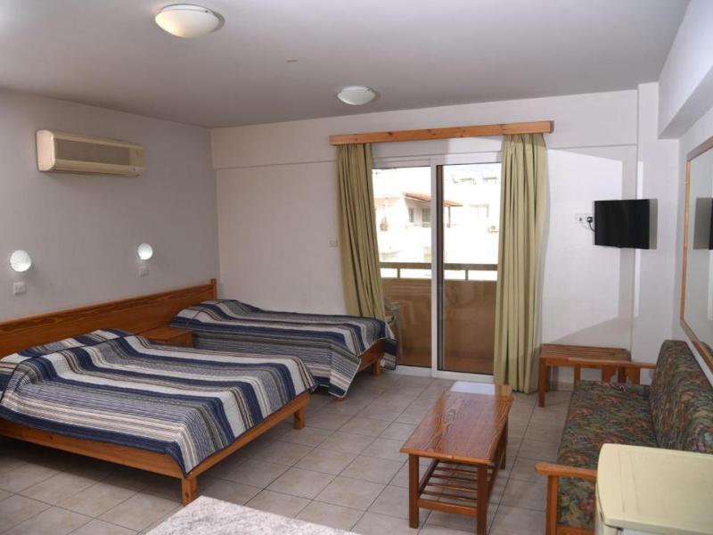 Elysso Hotel