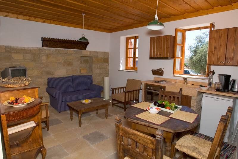 Eveleos Holiday Country House