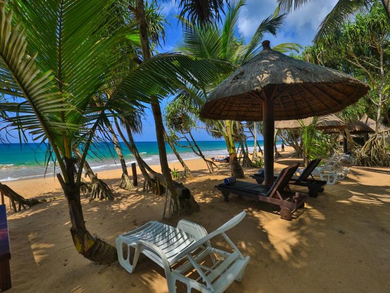 Thejan Beach Cabanas