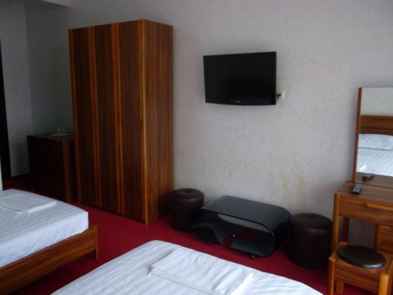 Antika Hotel 