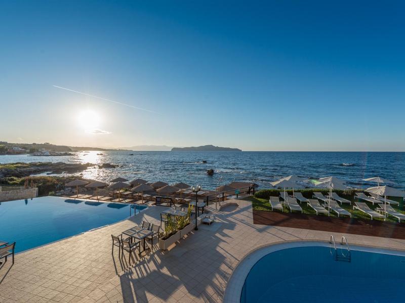 Corinna Mare Apartments & Studios